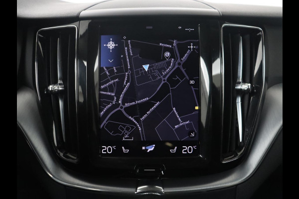 Volvo XC60 2.0 T5 Momentum | Trekhaak | Navigatie | Stoelverwarming | LED |