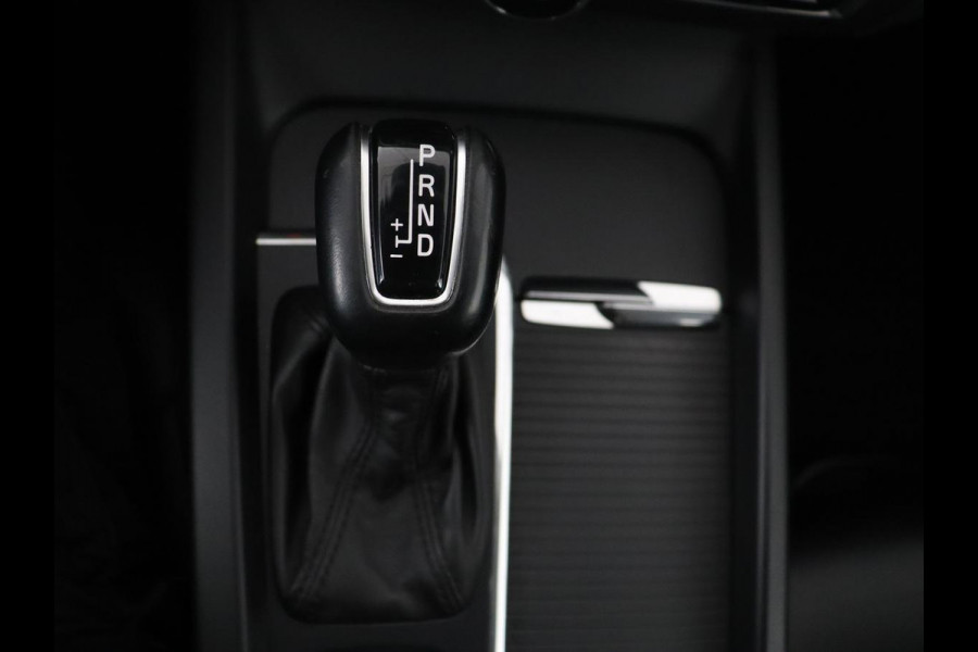 Volvo XC60 2.0 T5 Momentum | Trekhaak | Navigatie | Stoelverwarming | LED |