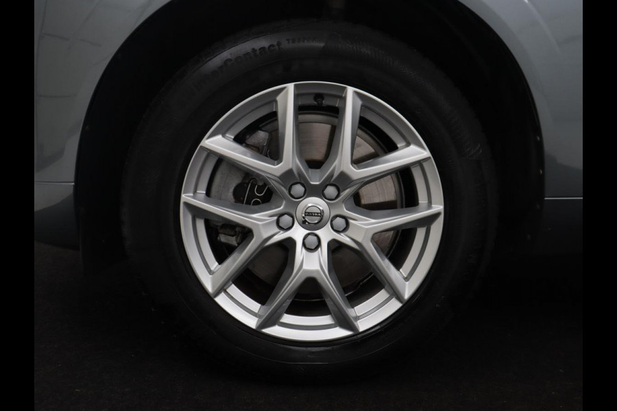 Volvo XC60 2.0 T5 Momentum | Trekhaak | Navigatie | Stoelverwarming | LED |