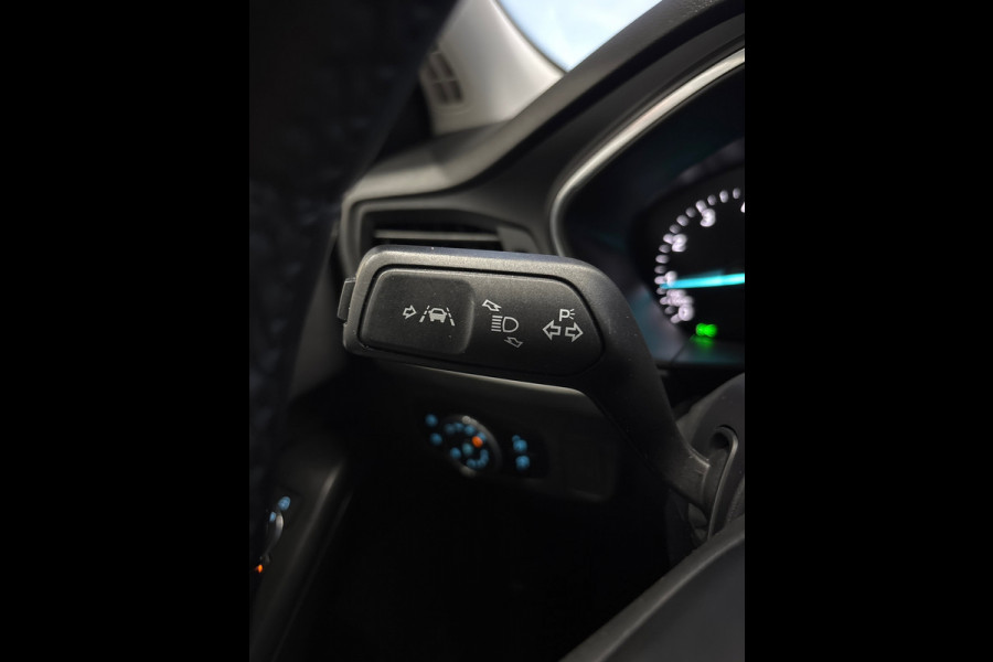 Ford FOCUS Wagon 1.0 EcoBoost Hybrid Titanium Navi | Clima | Cruise | PDC | Trekhaak
