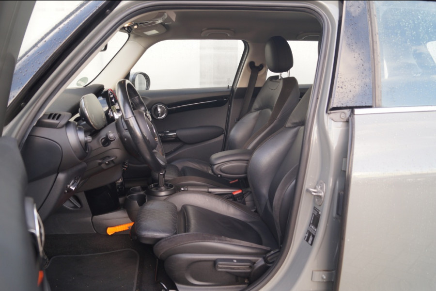 MINI Cooper 5-Deurs 1.5 136pk Automaat Cooper Business Edition -NAVI-ECC-