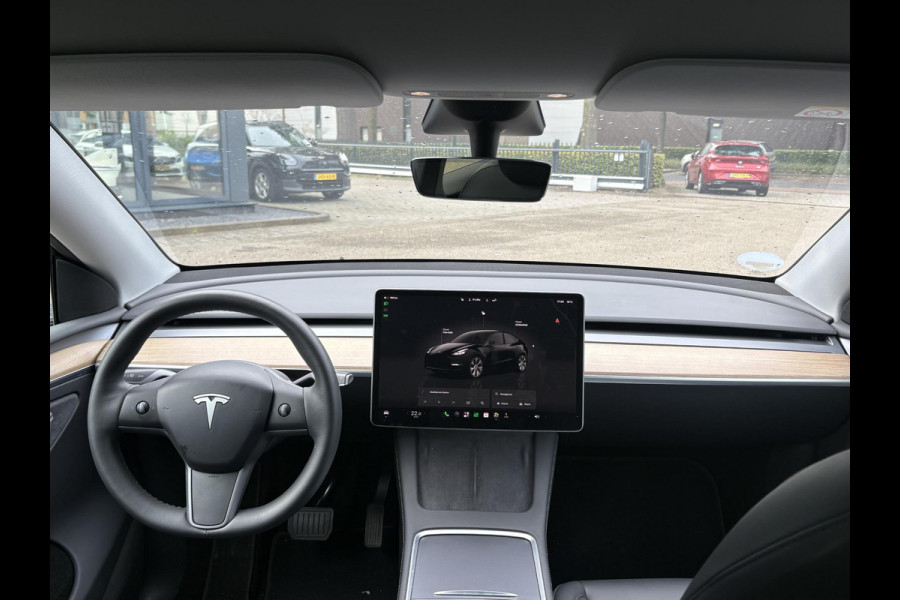 Tesla Model Y Long Range AWD 75 kWh VAN:40.900,- VOOR:37.440,- UW HERFSTVOORDEEL:3.460,- | SOH 94% | RIJKLAAR GELEVERD | AFNEEMBARE TREKHAAK |TESLA FABRIEKSGARANTIE TOT 06-2027 OF 80.000 KM | TESLA GARANTIE ACCU + AANDRIJFLIJN T/M 06-2031 OF 192.000 KM