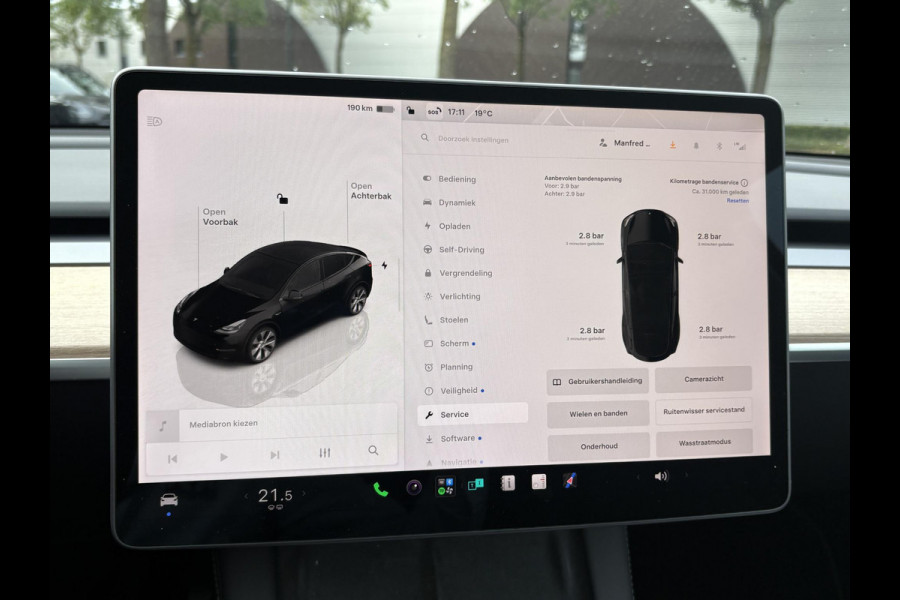 Tesla Model Y Long Range AWD 75 kWh VAN:40.900,- VOOR:37.440,- UW HERFSTVOORDEEL:3.460,- | SOH 94% | RIJKLAAR GELEVERD | AFNEEMBARE TREKHAAK |TESLA FABRIEKSGARANTIE TOT 06-2027 OF 80.000 KM | TESLA GARANTIE ACCU + AANDRIJFLIJN T/M 06-2031 OF 192.000 KM