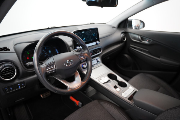 Hyundai Kona EV Comfort 64 kWh 3-Fase Warmtepomp Two-Tone Adaptive-Cruise Navigatie