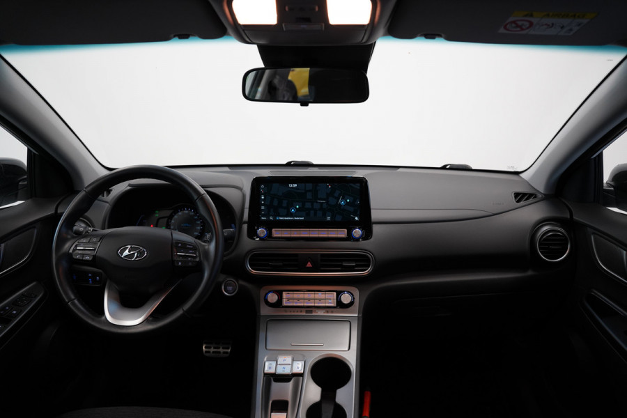 Hyundai Kona EV Comfort 64 kWh 3-Fase Warmtepomp Two-Tone Adaptive-Cruise Navigatie