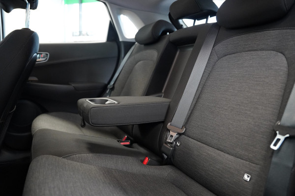 Hyundai Kona EV Comfort 64 kWh 3-Fase Warmtepomp Two-Tone Adaptive-Cruise Navigatie