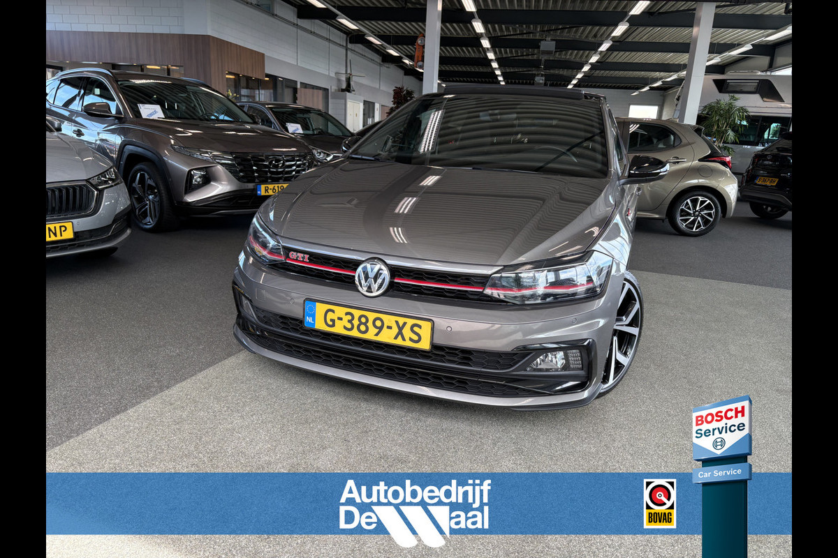 Volkswagen Polo 2.0 TSi 200pk GTi DSG 5-drs. SCHUIFDAK/BEATS/KEYLESS/CAMERA/DODEHOEK/1E EIGENAAR!