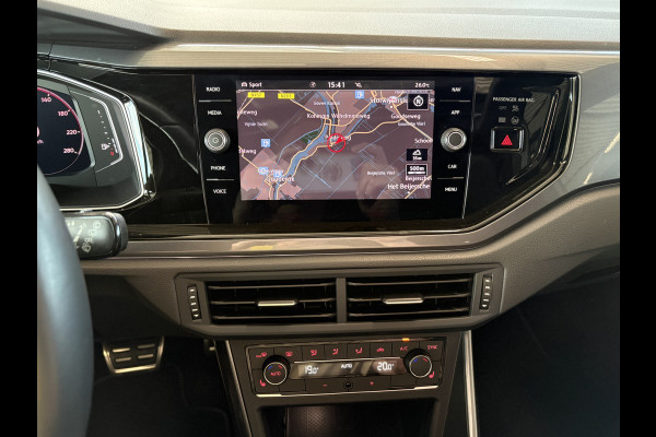 Volkswagen Polo 2.0 TSi 200pk GTi DSG 5-drs. SCHUIFDAK/BEATS/KEYLESS/CAMERA/DODEHOEK/1E EIGENAAR!