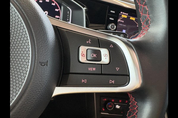 Volkswagen Polo 2.0 TSi 200pk GTi DSG 5-drs. SCHUIFDAK/BEATS/KEYLESS/CAMERA/DODEHOEK/1E EIGENAAR!