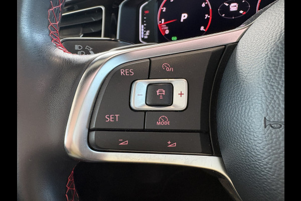 Volkswagen Polo 2.0 TSi 200pk GTi DSG 5-drs. SCHUIFDAK/BEATS/KEYLESS/CAMERA/DODEHOEK/1E EIGENAAR!