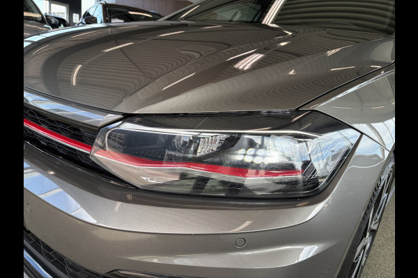 Volkswagen Polo 2.0 TSi 200pk GTi DSG 5-drs. SCHUIFDAK/BEATS/KEYLESS/CAMERA/DODEHOEK/1E EIGENAAR!