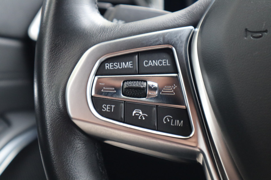 BMW 3-serie 320i Executive Edition | Lederen bekleding | ACC | Carplay |
