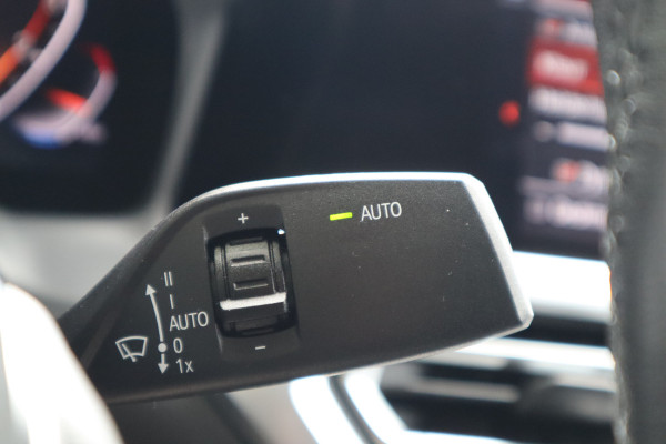 BMW 3-serie 320i Executive Edition | Lederen bekleding | ACC | Carplay |