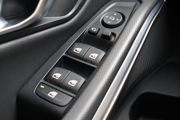 BMW 3-serie 320i Executive Edition | Lederen bekleding | ACC | Carplay |