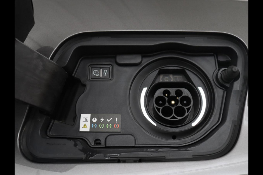 Peugeot 3008 1.6 HYbrid 225 Allure Pack Business SOG 98,2% | Navigatie | Dodehoek ASS | Apple Carplay | Camera |