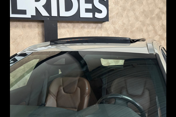 Volvo XC60 2.0 Recharge T6 AWD Business Pro | Pano | Carplay | Trekhaak | Camera | Stuur/Stoelverwarming