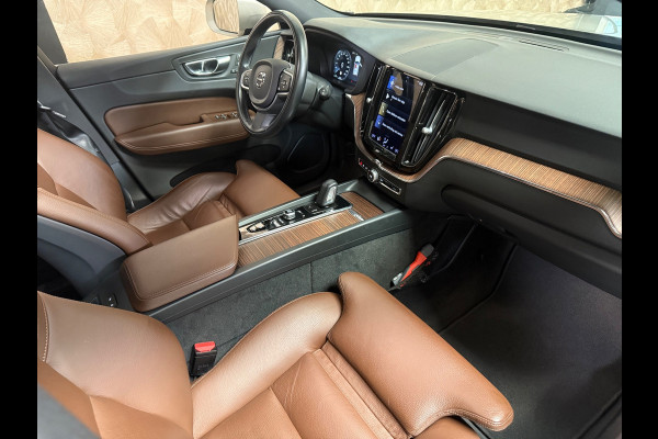 Volvo XC60 2.0 Recharge T6 AWD Business Pro | Pano | Carplay | Trekhaak | Camera | Stuur/Stoelverwarming