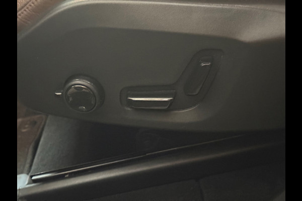 Volvo XC60 2.0 Recharge T6 AWD Business Pro | Pano | Carplay | Trekhaak | Camera | Stuur/Stoelverwarming