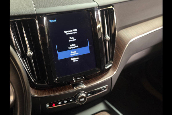 Volvo XC60 2.0 Recharge T6 AWD Business Pro | Pano | Carplay | Trekhaak | Camera | Stuur/Stoelverwarming