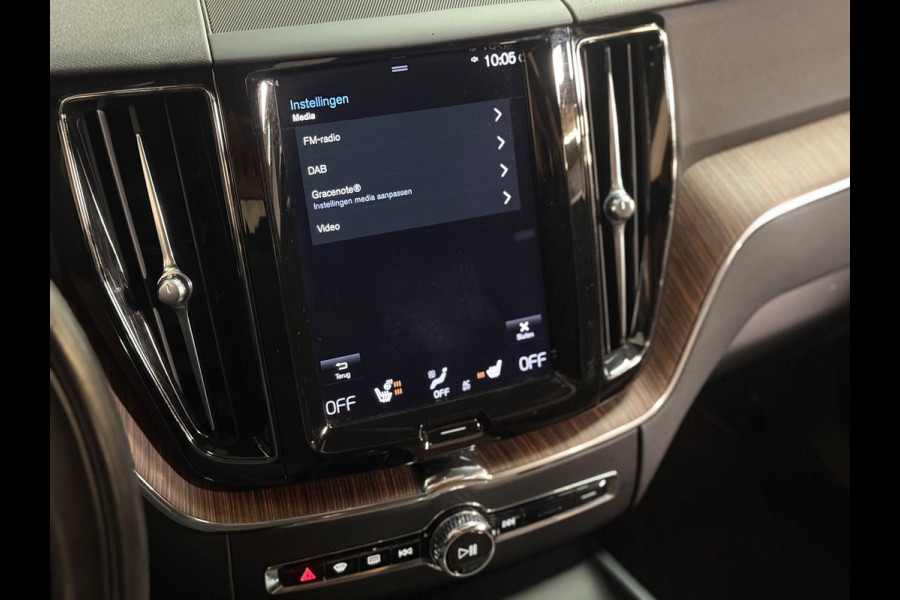Volvo XC60 2.0 Recharge T6 AWD Business Pro | Pano | Carplay | Trekhaak | Camera | Stuur/Stoelverwarming