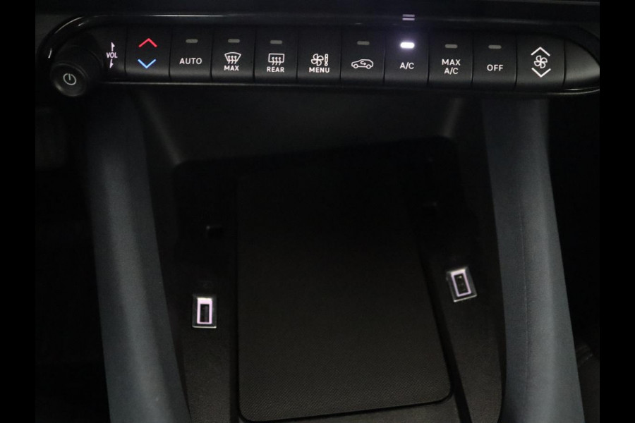 Alfa Romeo junior 1.2 Turbo Hybrid Ibrida | LED | Parkeerhulp | Apple Carplay |