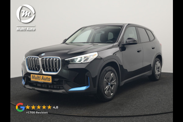 BMW iX1 xDrive30 67 kWh 313pk Dealer O.H. | Adaptief M Onderstel | Camera | Cruise Control | Stoelverwarming | Widescreen Navi | Park Assist | Apple Carplay | Navigatie | DAB | Standkachel |