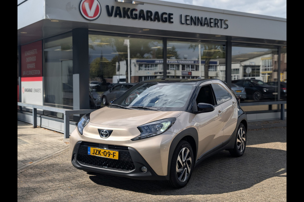Toyota Aygo X 1.0 VVT-i S-CVT first