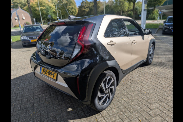 Toyota Aygo X 1.0 VVT-i S-CVT first