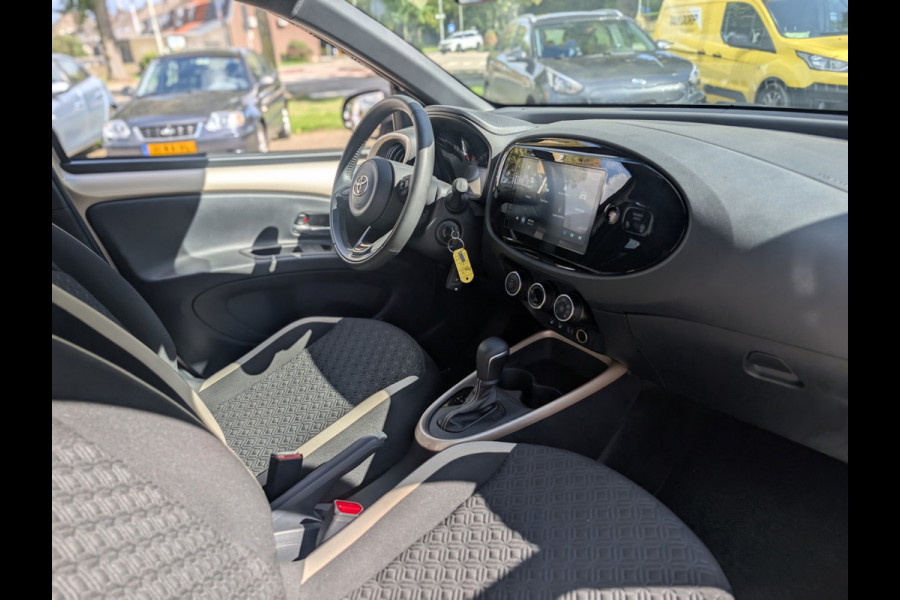 Toyota Aygo X 1.0 VVT-i S-CVT first
