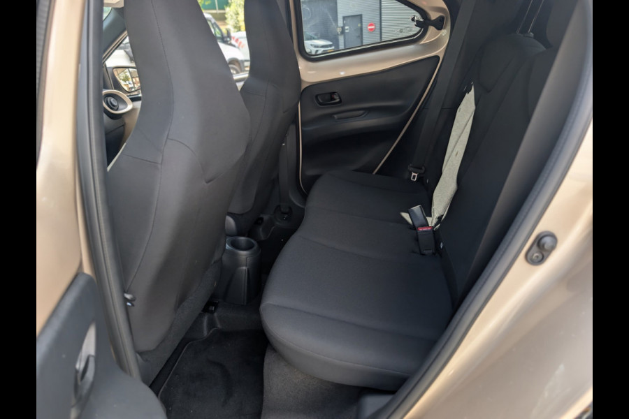 Toyota Aygo X 1.0 VVT-i S-CVT first