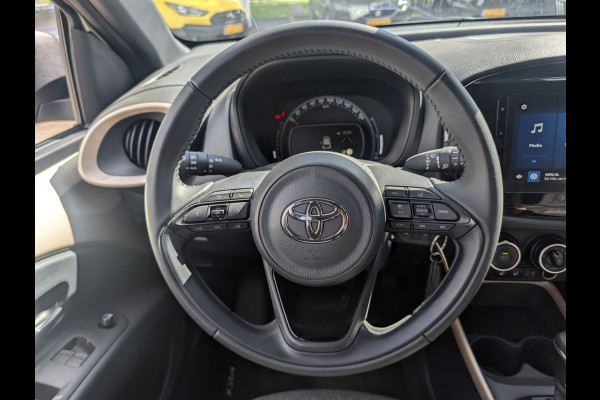 Toyota Aygo X 1.0 VVT-i S-CVT first