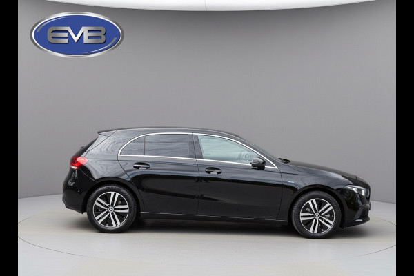 Mercedes-Benz A-Klasse 250 e Business Solution Luxury Limited, leder, sfeerverlichting, trekhaak,1 e eigenaar, NL auto met nap