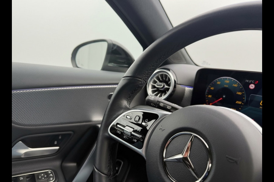 Mercedes-Benz A-Klasse 250 e Business Solution Luxury Limited, leder, sfeerverlichting, trekhaak,1 e eigenaar, NL auto met nap