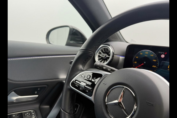 Mercedes-Benz A-Klasse 250 e Business Solution Luxury Limited, leder, sfeerverlichting, trekhaak,1 e eigenaar, NL auto met nap