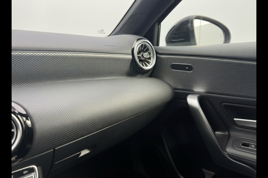 Mercedes-Benz A-Klasse 250 e Business Solution Luxury Limited, leder, sfeerverlichting, trekhaak,1 e eigenaar, NL auto met nap