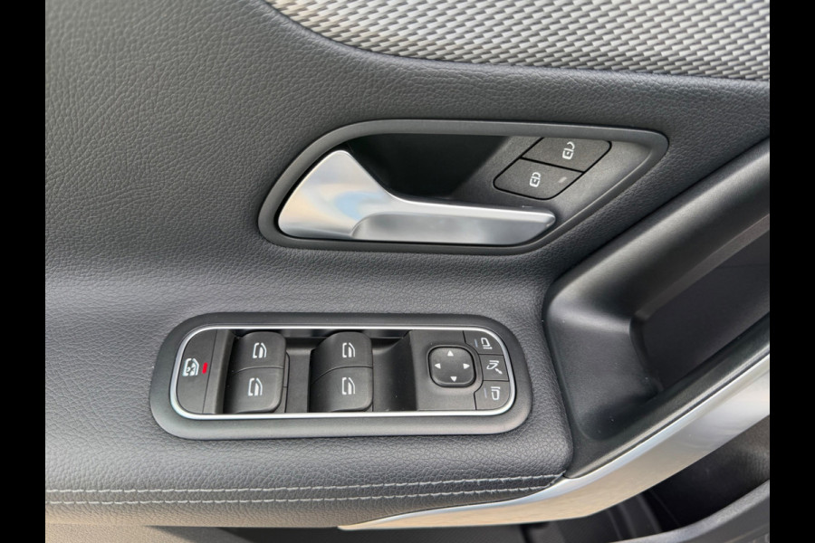 Mercedes-Benz A-Klasse 250 e Business Solution Luxury Limited, leder, sfeerverlichting, trekhaak,1 e eigenaar, NL auto met nap