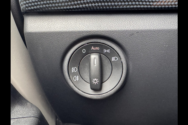 Volkswagen up! 1.0 - 66PK UP! AIRCO/STOELVERW./5-DEURS