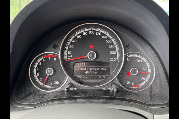 Volkswagen up! 1.0 - 66PK UP! AIRCO/STOELVERW./5-DEURS