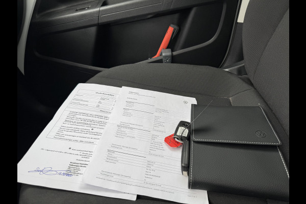 Volkswagen up! 1.0 - 66PK UP! AIRCO/STOELVERW./5-DEURS