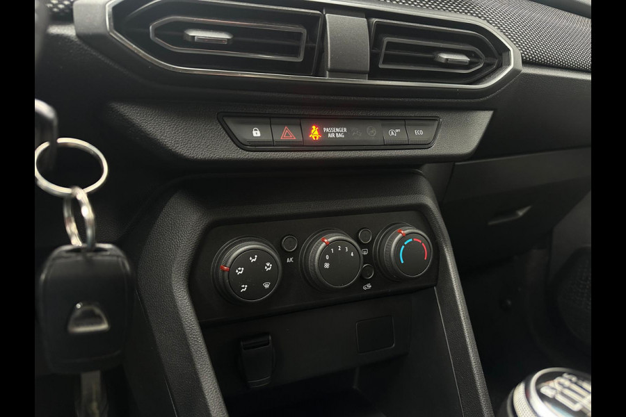 Dacia Jogger 1.0 100 ECO-G Extreme 5p, Airco, CarPlay, Bluetooth, Camera, Cruise, Trekhaak, Navi, PDC, NAP