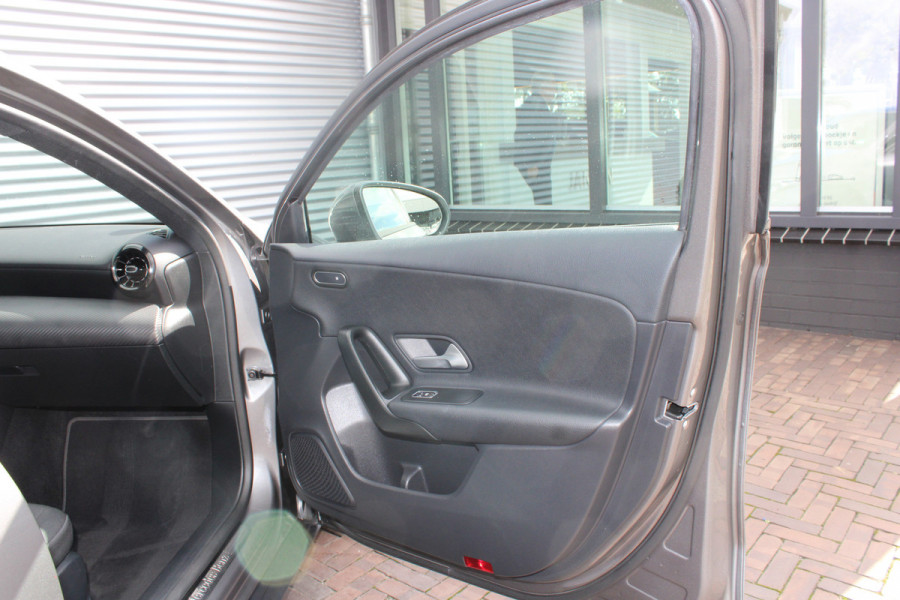 Mercedes-Benz A-Klasse 180 Business Solution