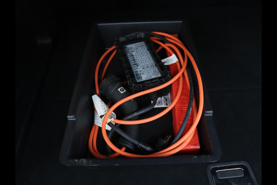 Citroën C5 1.6 Plug-in Hybrid 225 Business Plus | SOH 98,1% | Camera | Navigatie | Stoelverwarming | Apple carplay | DodeHoek ASS. |