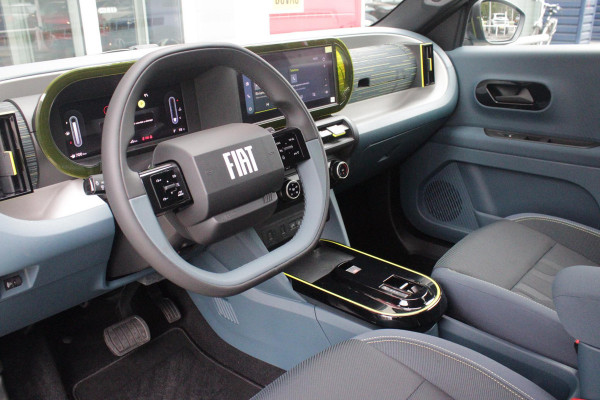 Fiat Grande Panda 1.2 Hybrid 110PK AUTOMAAT ICON | PACK STYLE: 16" LICHTMETALEN VELGEN HOOGGLANS ZWART, DAKRAILS ZWART, EXTRA GETINTE ACHTERRUITEN, IN HOOGTE VERSTELBARE PASSAGIERSSTOEL, MIDDENARMSTEUN, STYLE VOOR EN ACHTERBUMPER, STYLE DASHBOARD) | CRUISE CONTROL | DAB+ RADIO | APPLE CARPLAY/ANDROID AUTO |