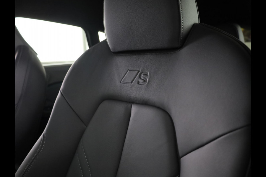 Audi A5 Avant 2.0 e-hybrid quattro S edition Quattro 367pk | Private lease vanaf €1016,- | Lederen bekleding | MMI Bijrijdersscherm | Elektrisch verstelbare voorstoel met geheugen