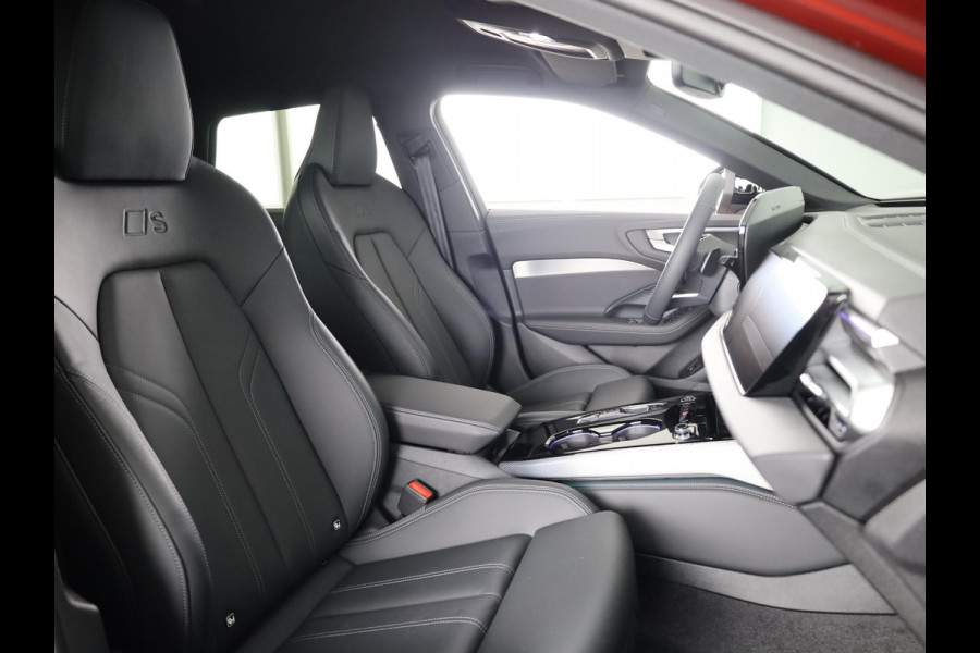 Audi A5 Avant 2.0 e-hybrid quattro S edition Quattro 367pk | Private lease vanaf €1016,- | Lederen bekleding | MMI Bijrijdersscherm | Elektrisch verstelbare voorstoel met geheugen