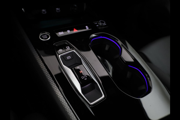 Audi A5 Avant 2.0 e-hybrid quattro S edition Quattro 367pk | Private lease vanaf €1016,- | Lederen bekleding | MMI Bijrijdersscherm | Elektrisch verstelbare voorstoel met geheugen