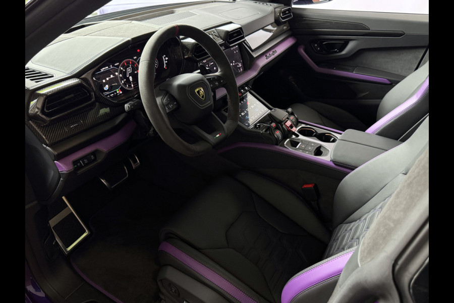 Lamborghini Urus 4.0 V8 SE 800 PK ALLE OPTIES/CARBON /AD PERSONAM/ VIOLA MITHRAS/ PANO / MASSAGE phev . Viola Mithras