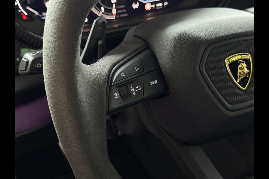 Lamborghini Urus 4.0 V8 SE 800 PK ALLE OPTIES/CARBON /AD PERSONAM/ VIOLA MITHRAS/ PANO / MASSAGE phev . Viola Mithras