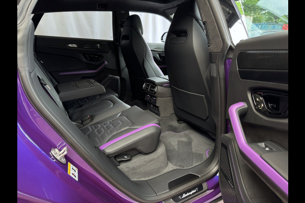 Lamborghini Urus 4.0 V8 SE 800 PK ALLE OPTIES/CARBON /AD PERSONAM/ VIOLA MITHRAS/ PANO / MASSAGE phev . Viola Mithras