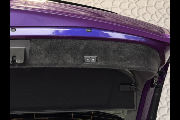 Lamborghini Urus 4.0 V8 SE 800 PK ALLE OPTIES/CARBON /AD PERSONAM/ VIOLA MITHRAS/ PANO / MASSAGE phev . Viola Mithras